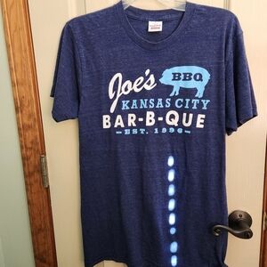 JOE'S BBQ KANSAS CITY Charlie Hustle vintage tshirt  sz M unisex